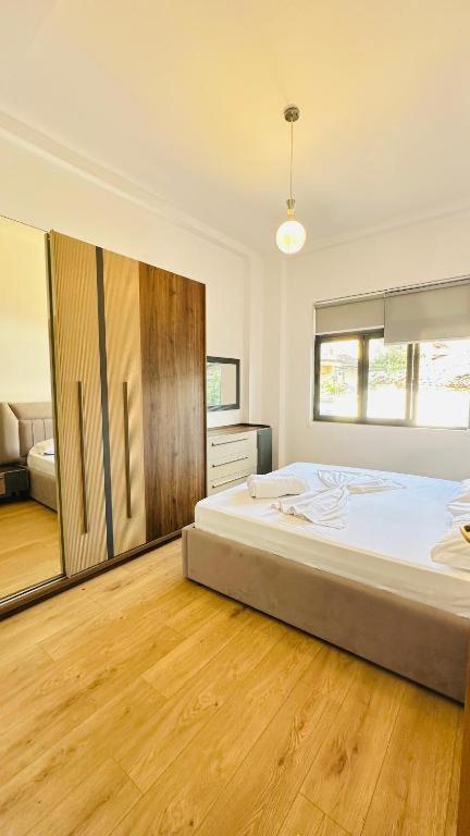 Apartment Prime Location Cozy Near Pazari I Ri